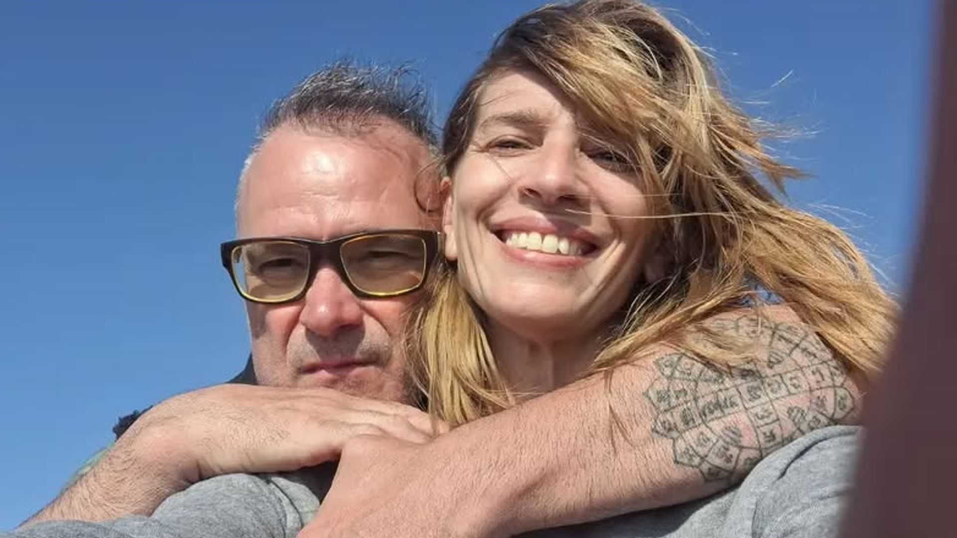 Laura Domínguez con su novio