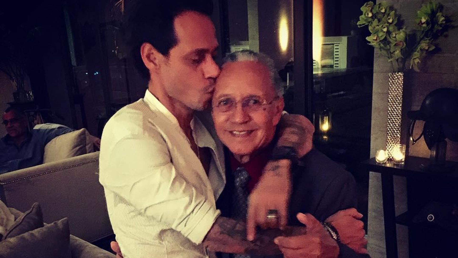 La ‘competencia’ que Marc Anthony gana a su papá con su bebé junto a Nadia Ferreira