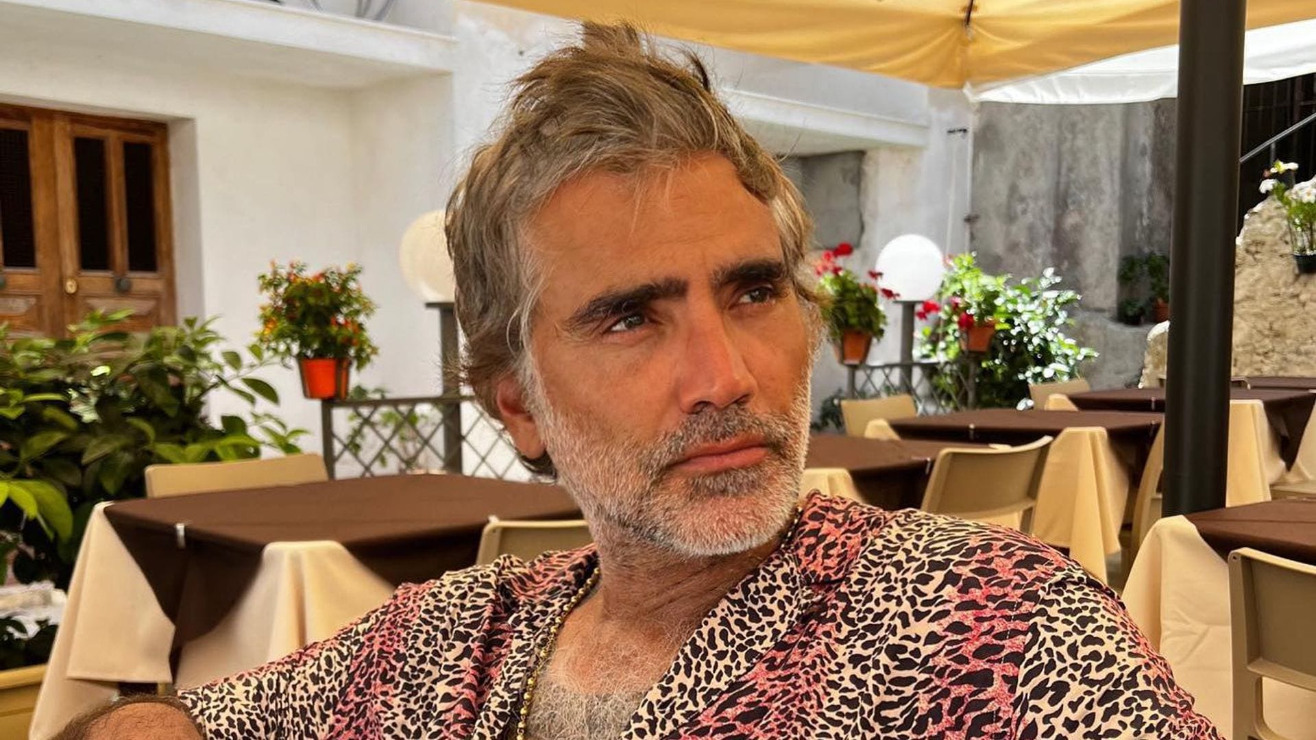 Alejandro Fernández cautiva a sus seguidores con el nuevo integrante de la familia