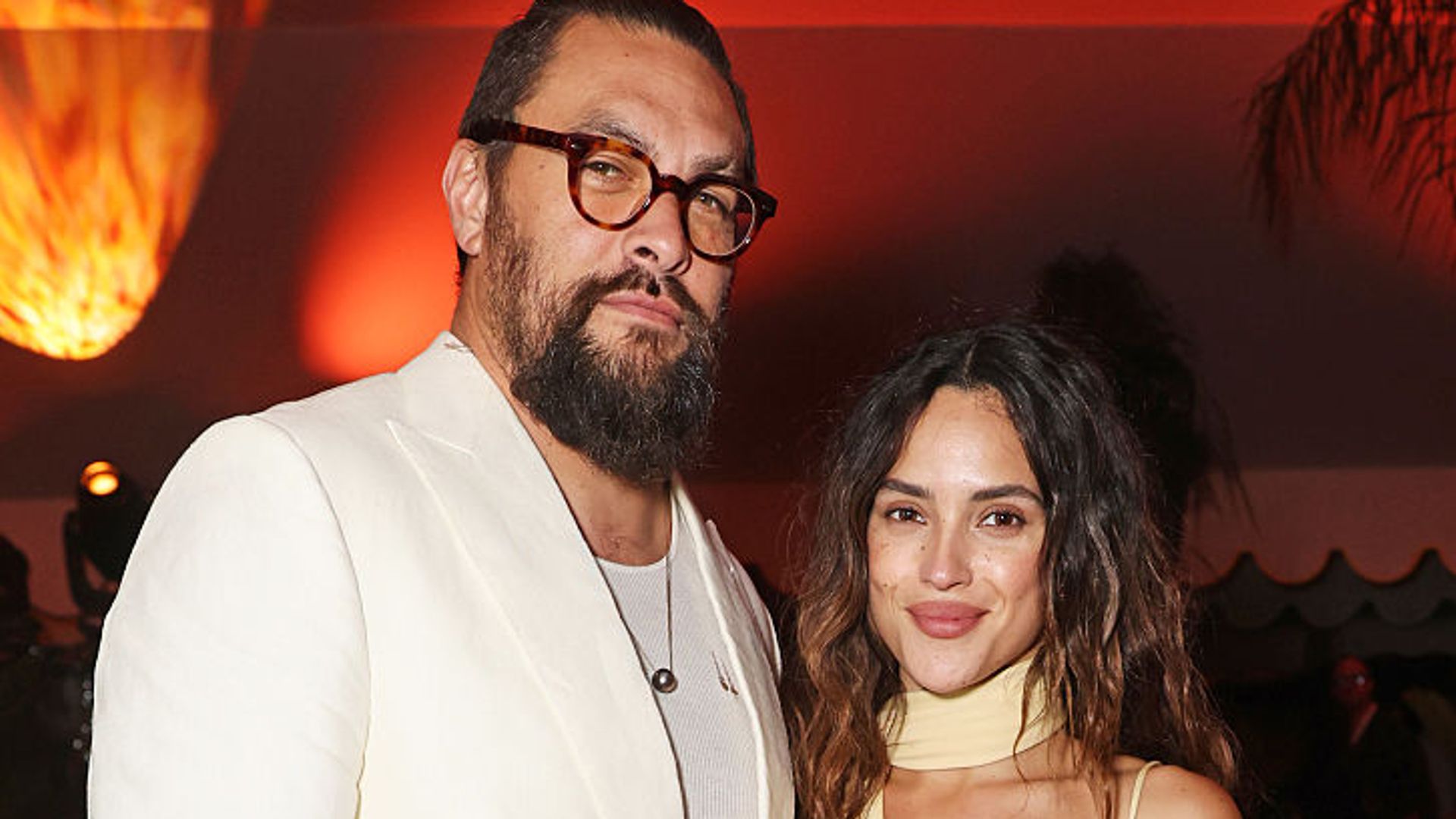 Jason Momoa y Adria Arjona
