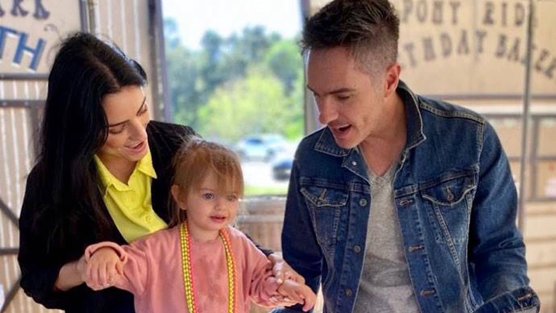 Aislinn Derbez y Mauricio Ochmann reaparecen juntos tras anunciar separación