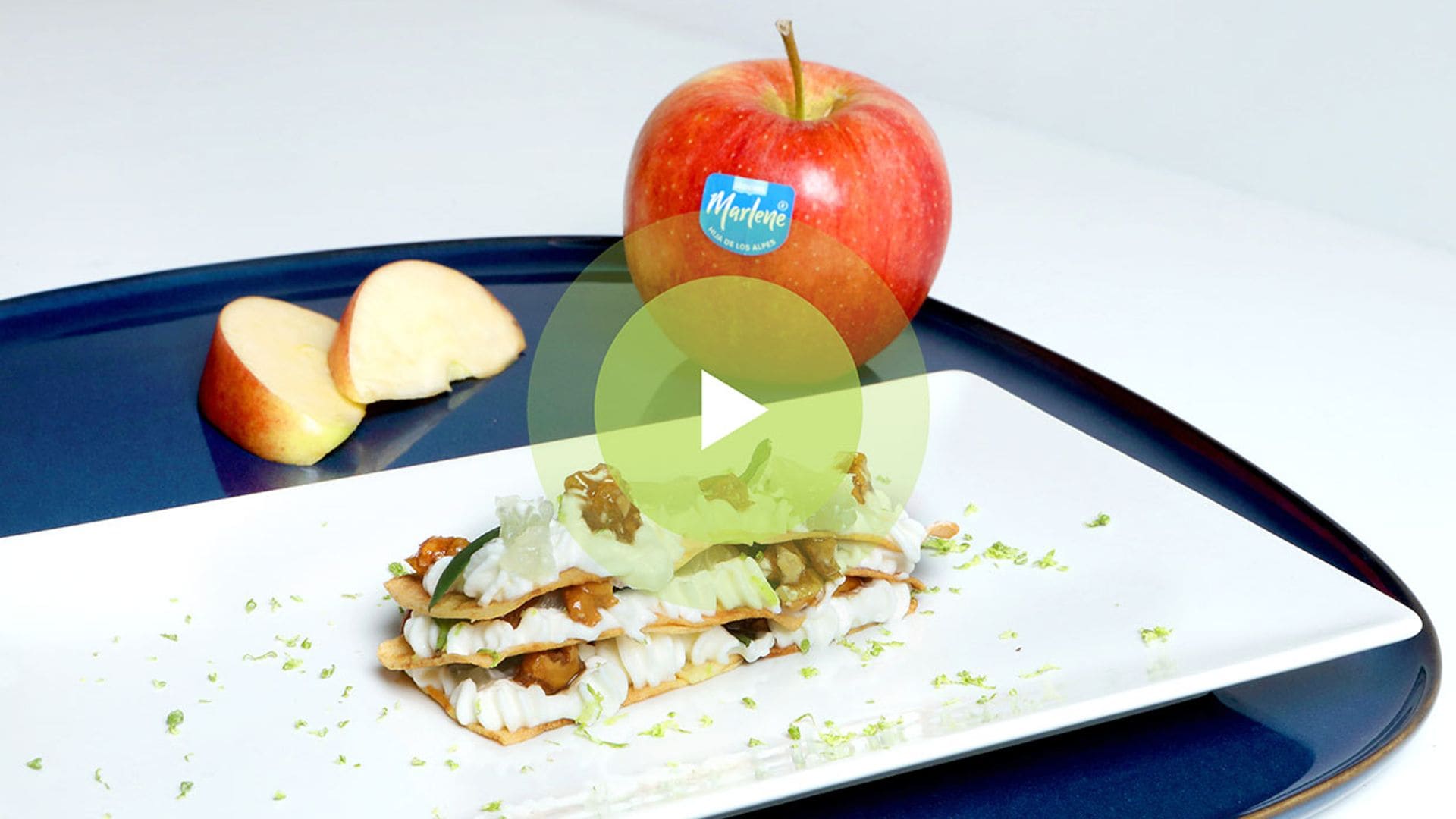8 sencillos pasos para preparar el postre de milhojas de manzana caramelizada que triunfa este otoño