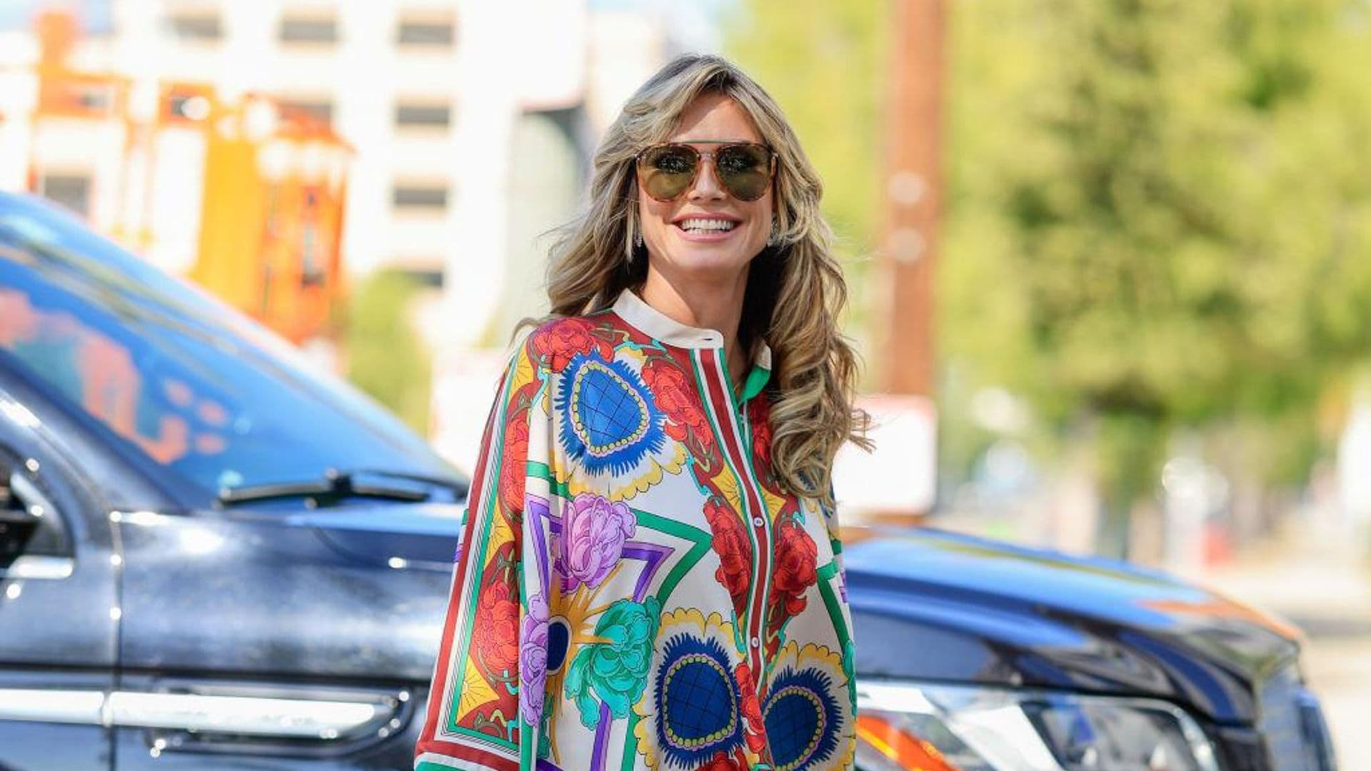 Quítate unos años de encima incluyendo estos colores en tu outfit