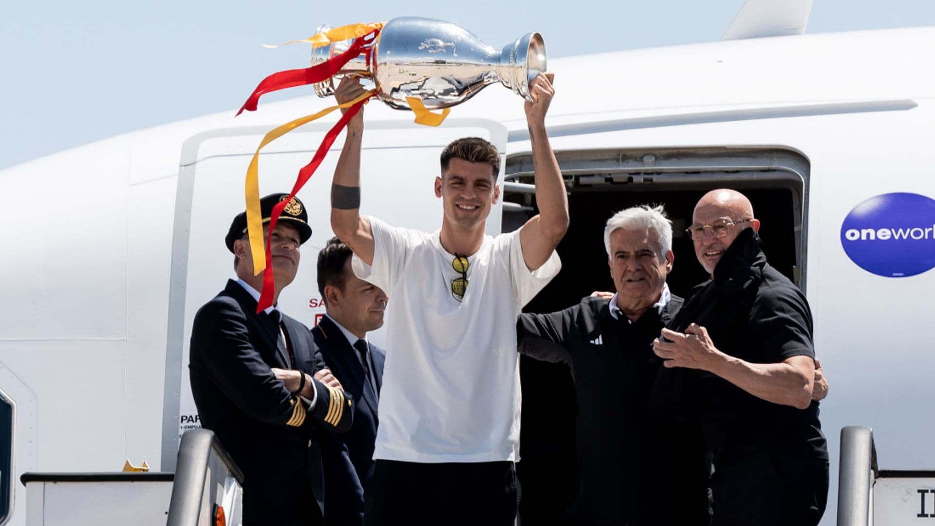 Localizamos las gafas amarillas que Álvaro Morata ha puesto de moda