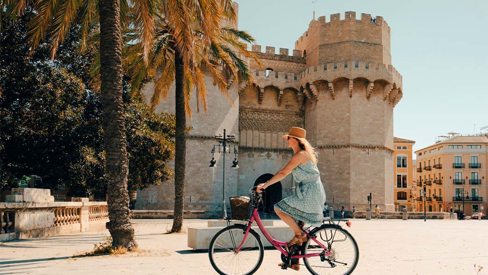 Ciudades perfectas para una escapada urbana en bicicleta