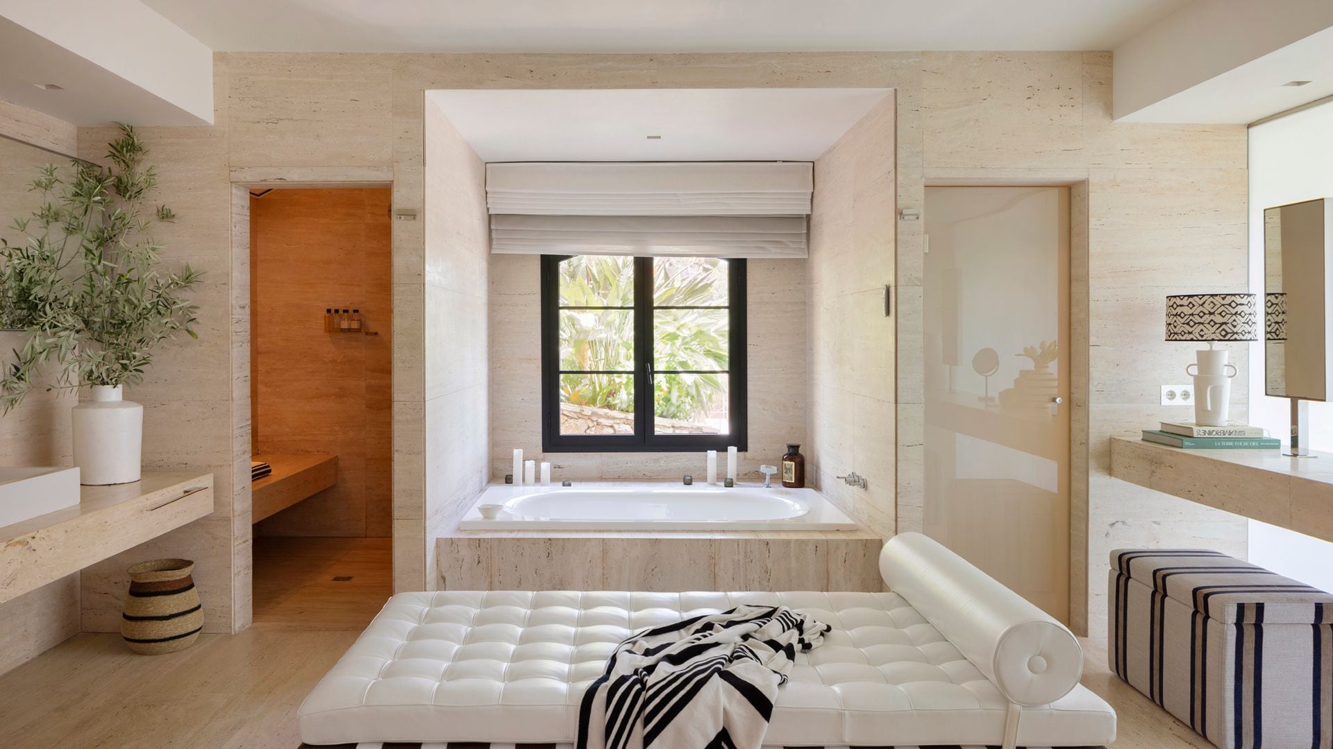 Baños con cabinas: cómo compartimentar para ganar privacidad y estilo