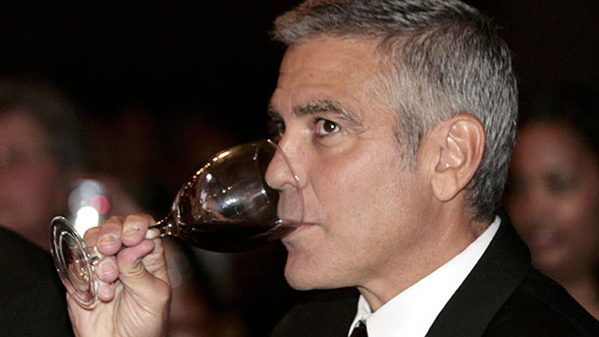 vino_clooney_ok