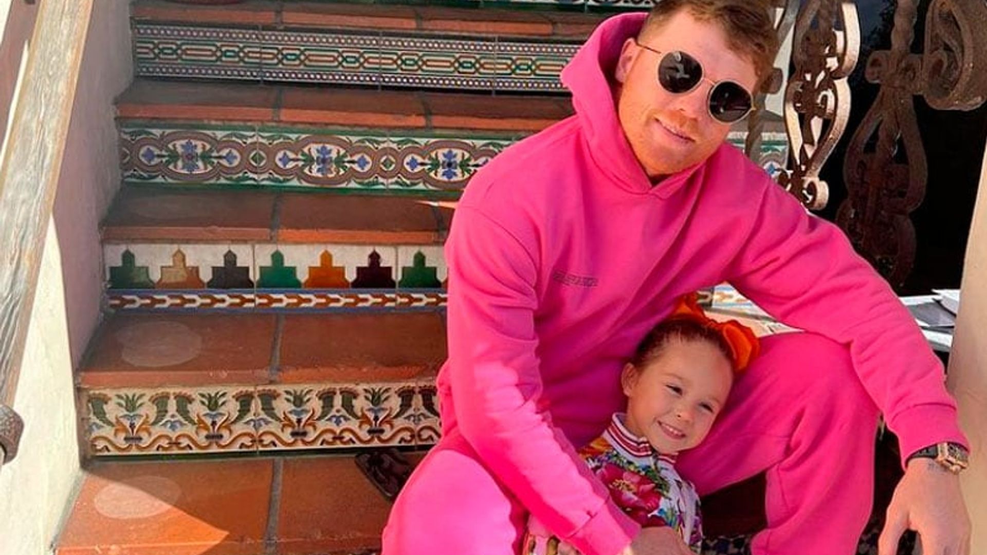 Fer, la porrista número uno de su papá, El Canelo