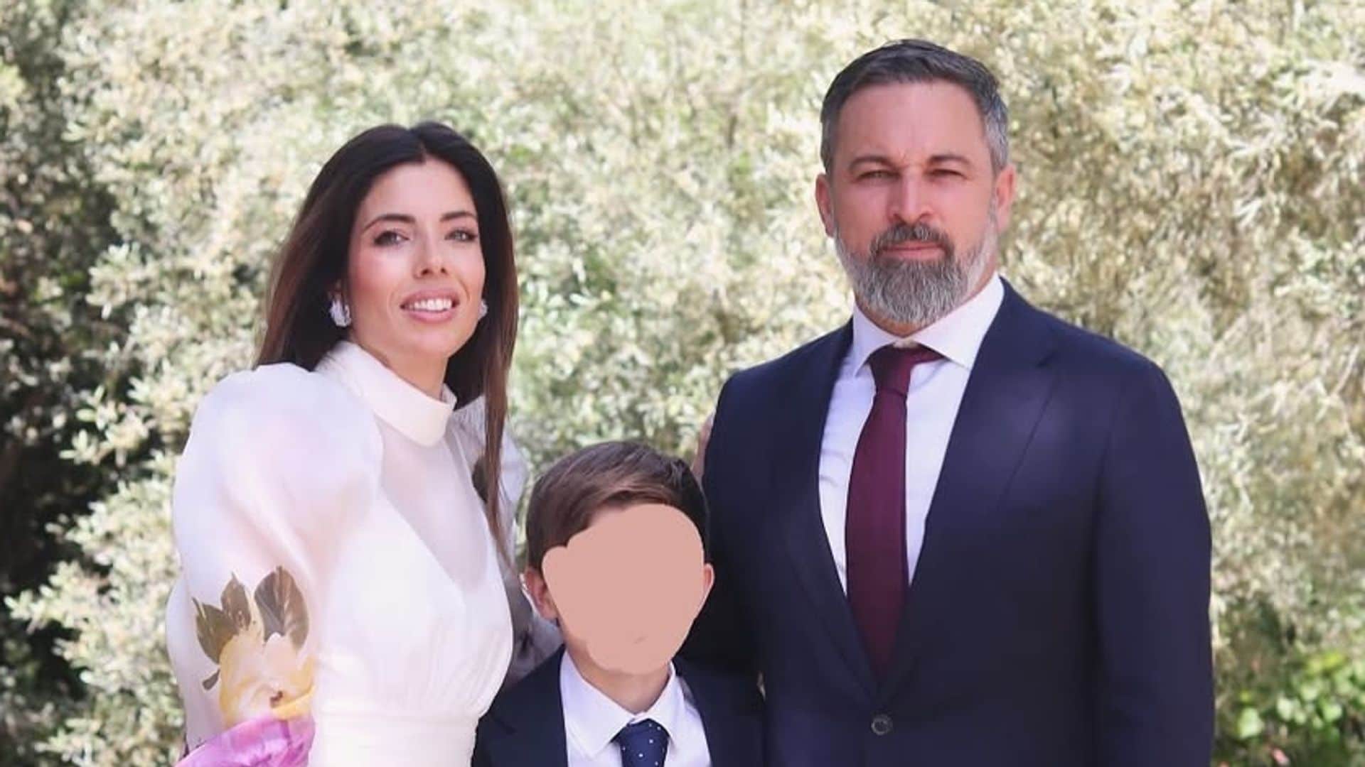 Así fue la Primera Comunión del hijo de Santiago Abascal y Lidia Bedman: las fotos más bonitas del día
