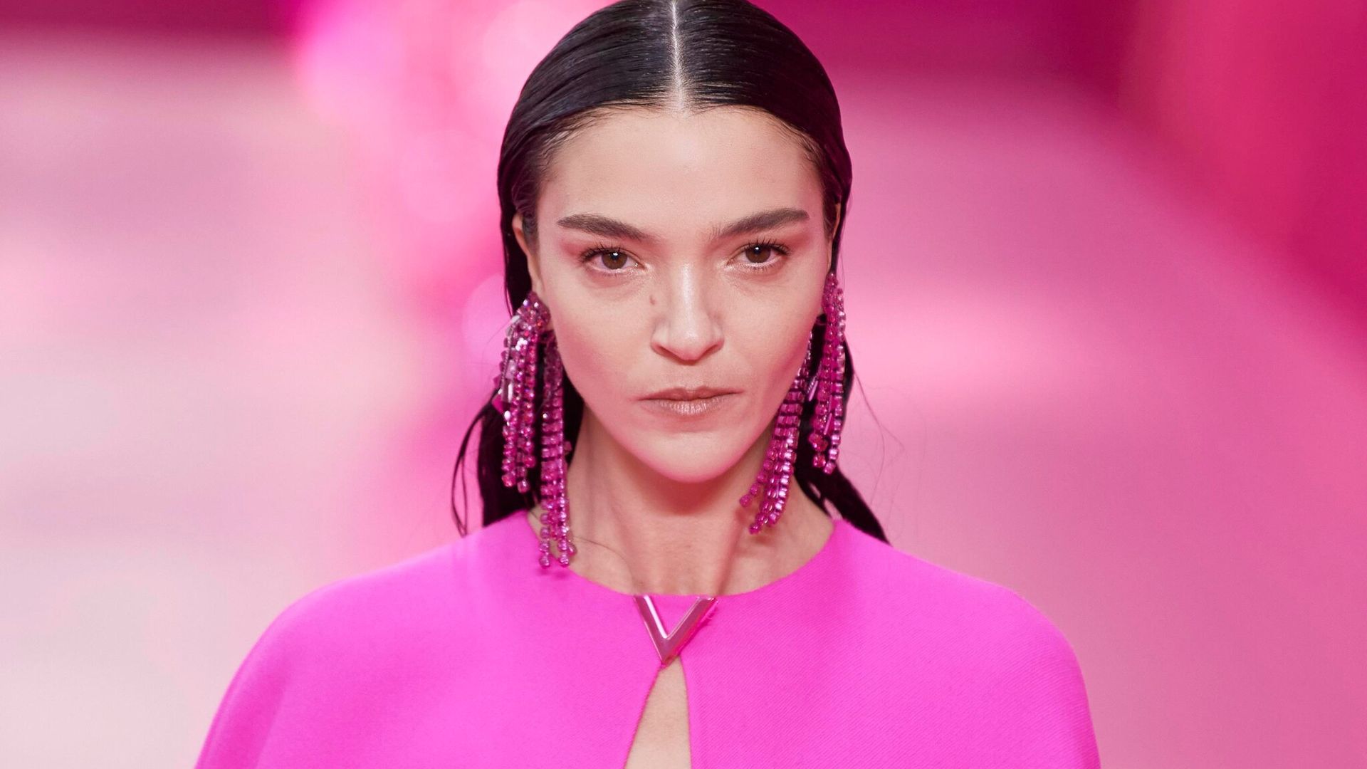 Sombras rosas: La beauty trend ideal para celebrar la llegada del año nuevo