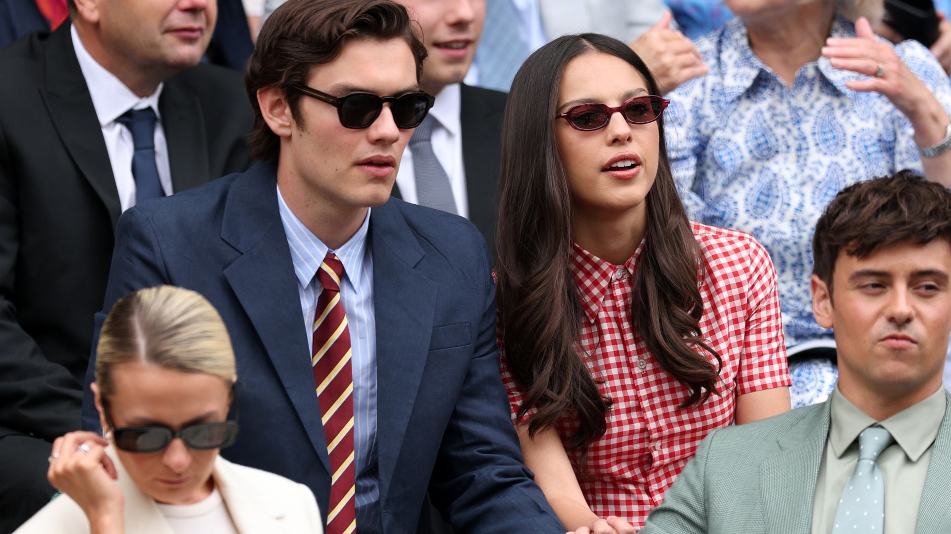 El otro Wimbledon: las invitadas se juegan el mejor look en la grada