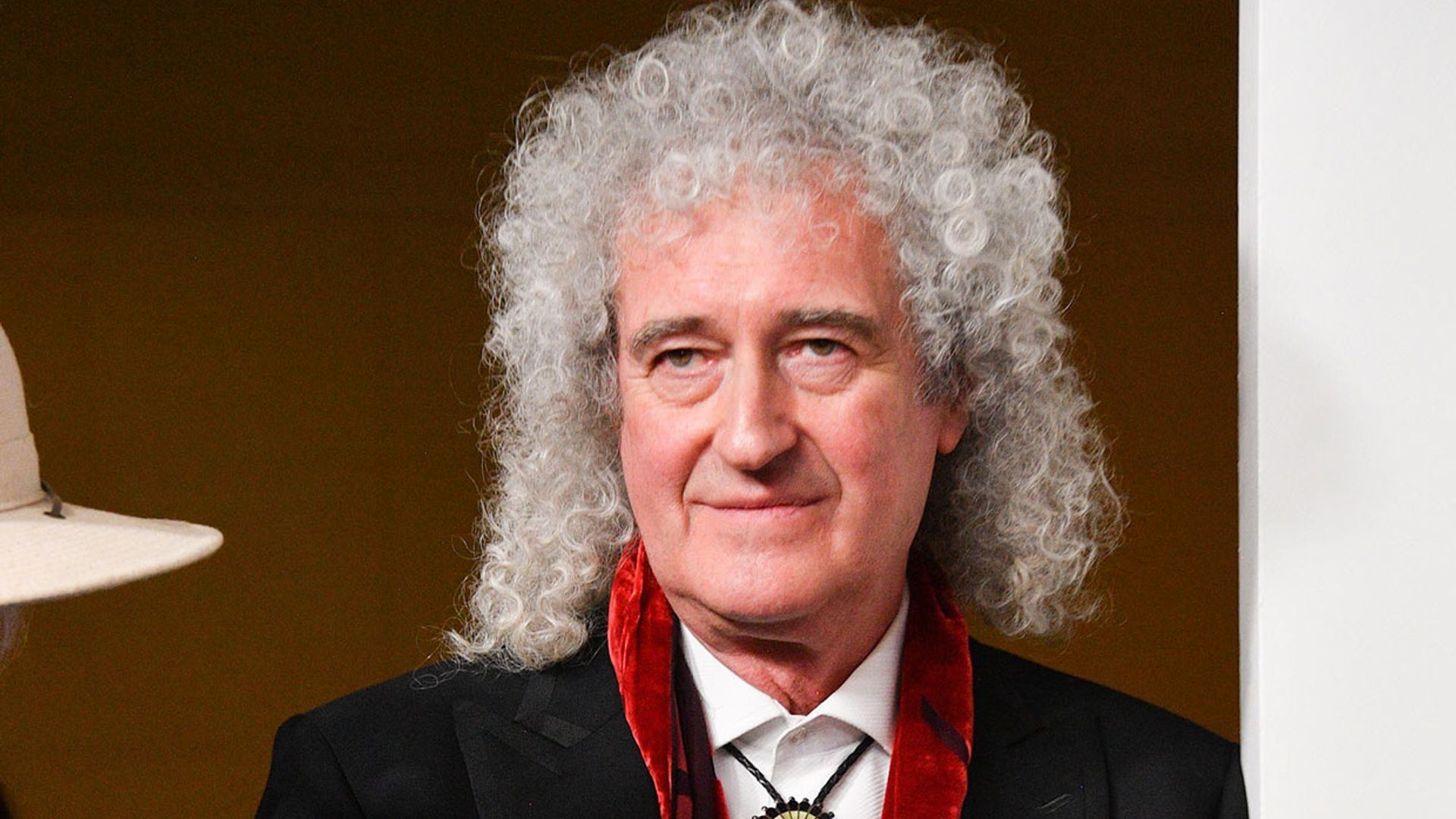 Brian May, guitarrista de Queen, cuenta que ha sufrido un ataque al corazón
