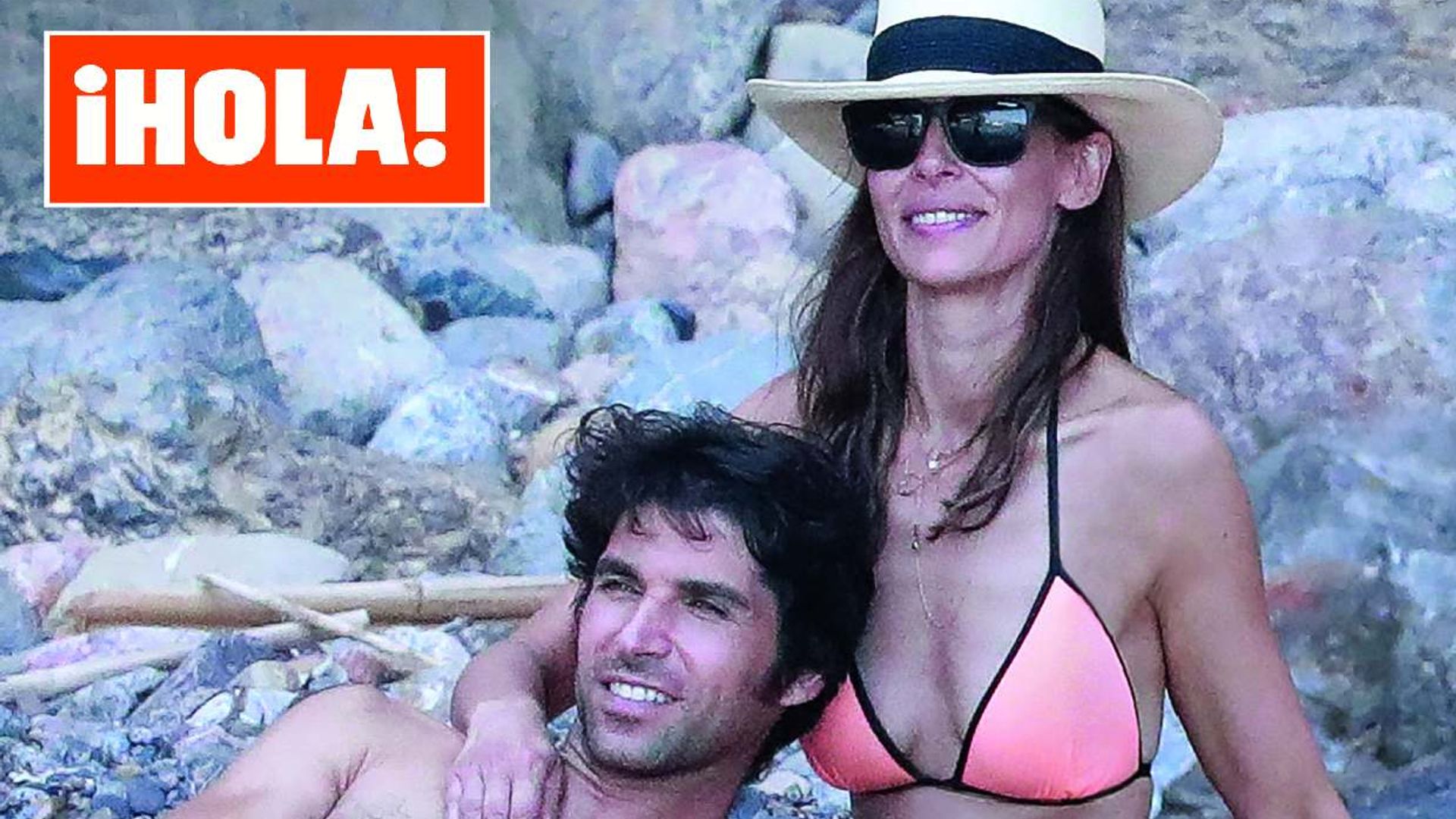 Fotografías exclusivas en ¡HOLA!: Cayetano y Eva, la unión de un matrimonio frente a los ataques