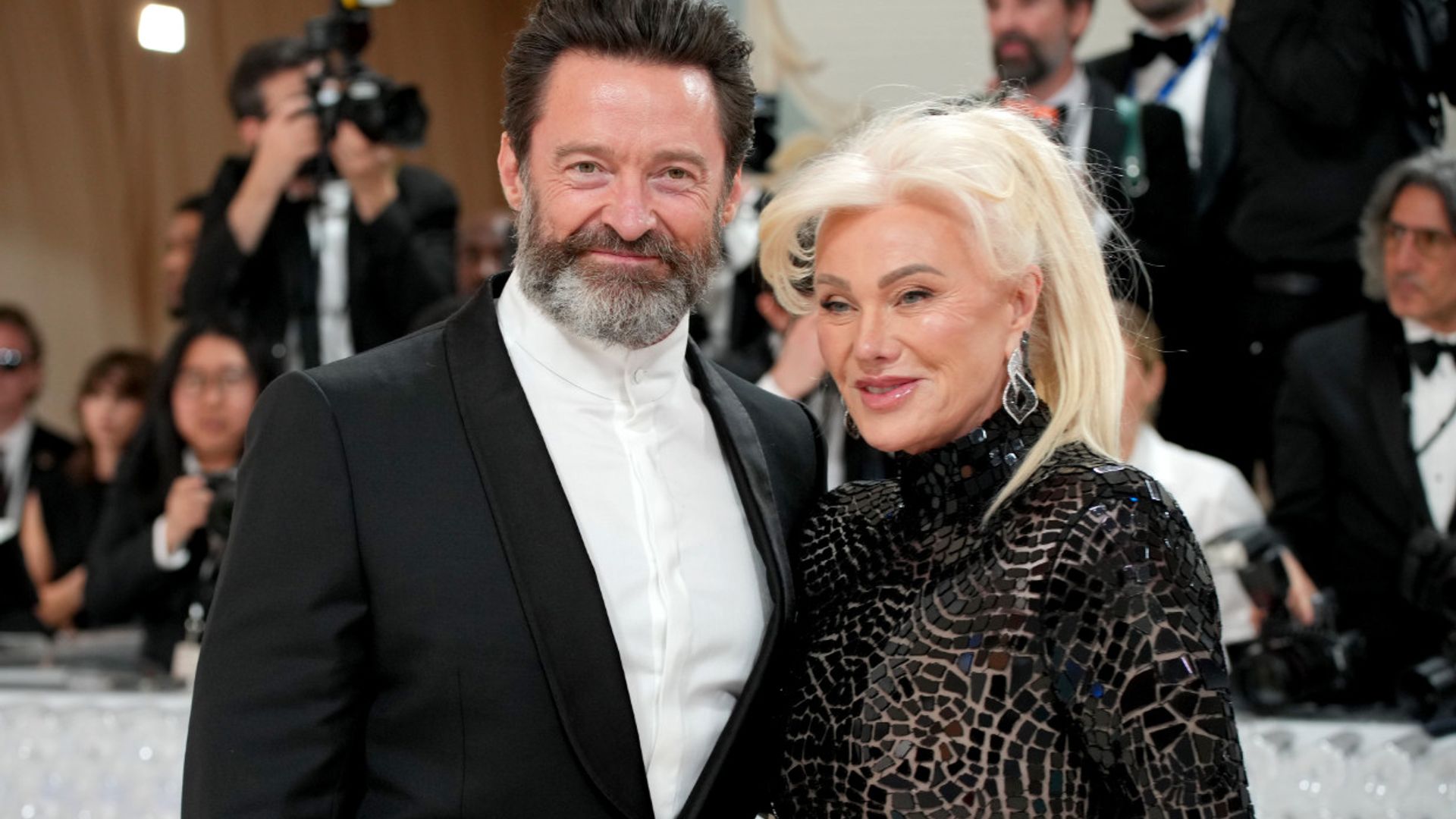 El encuentro de Hugh Jackman con su exmujer, Deborra- Lee Furness, en el 55 cumpleaños del actor
