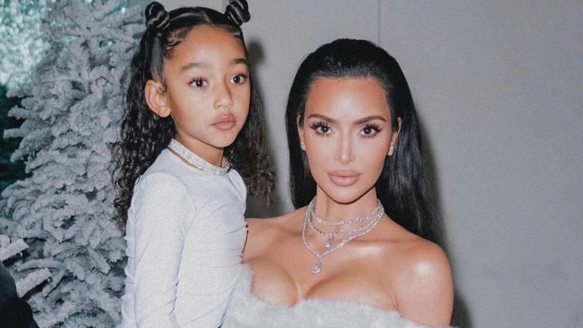 Kim Kardashian demuestra con esta foto que su hija Chicago es idéntica a ella