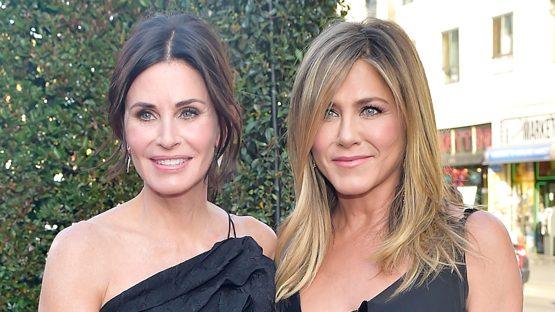 Courteney Cox y Jennifer Aniston