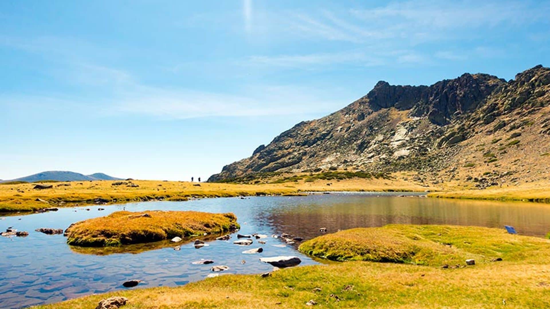 Ruta por la sierra madrileña: en busca de la laguna más bella de Guadarrama