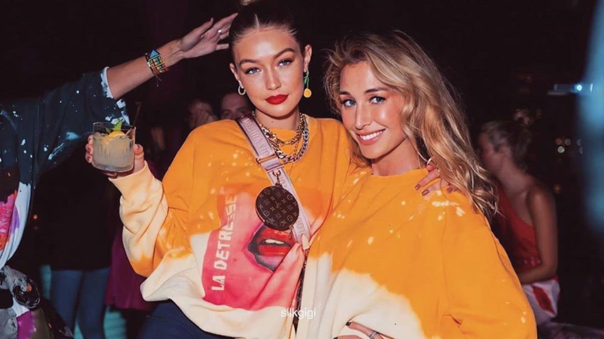 Las fotos más tiernas y divertidas de modelos y 'celebrities' por el Día de los Hermanos