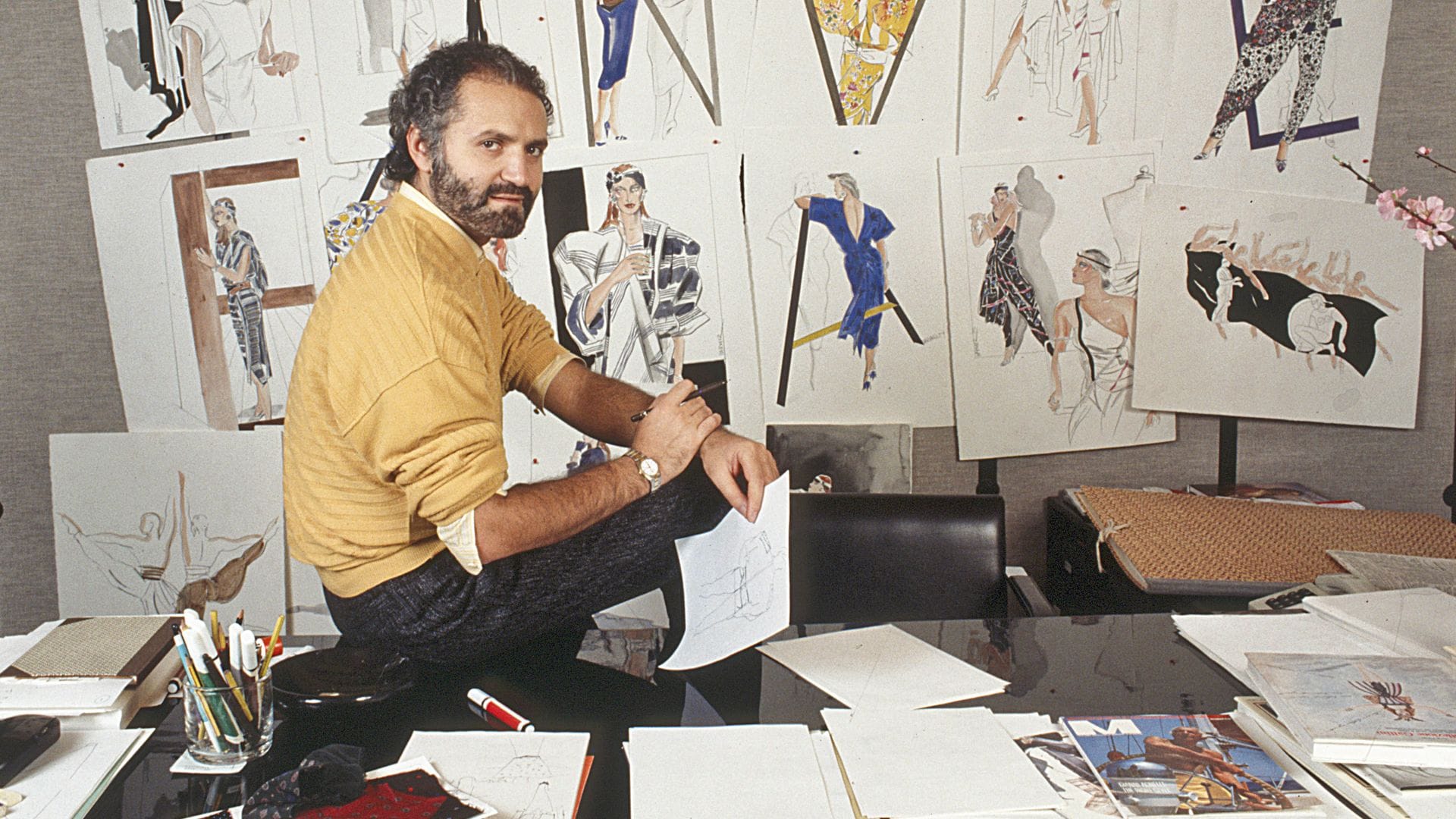 Gianni Versace en su estudio (1985)