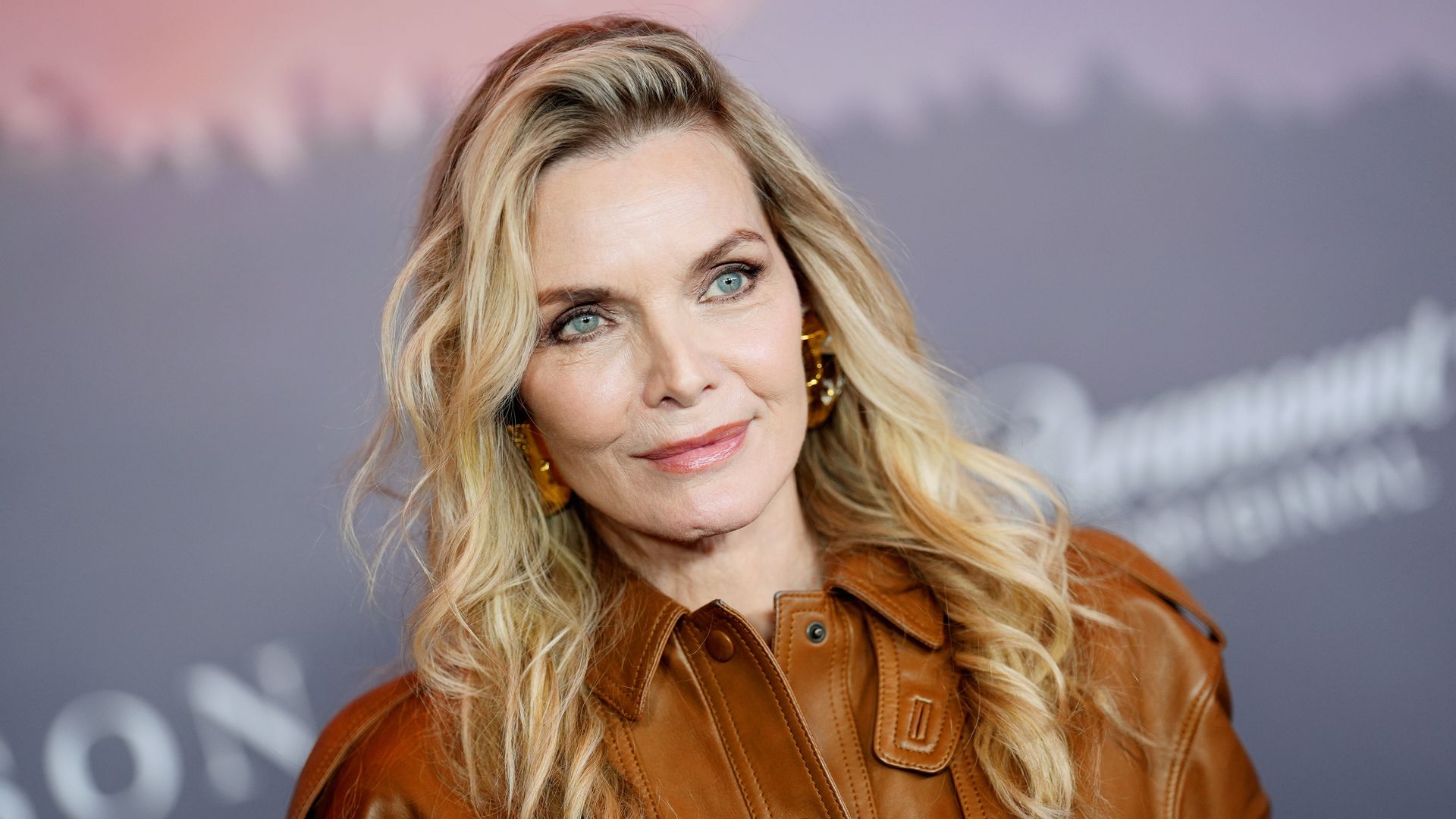Michelle Pfeiffer recibe una oleada de apoyo por su última foto sin maquillaje