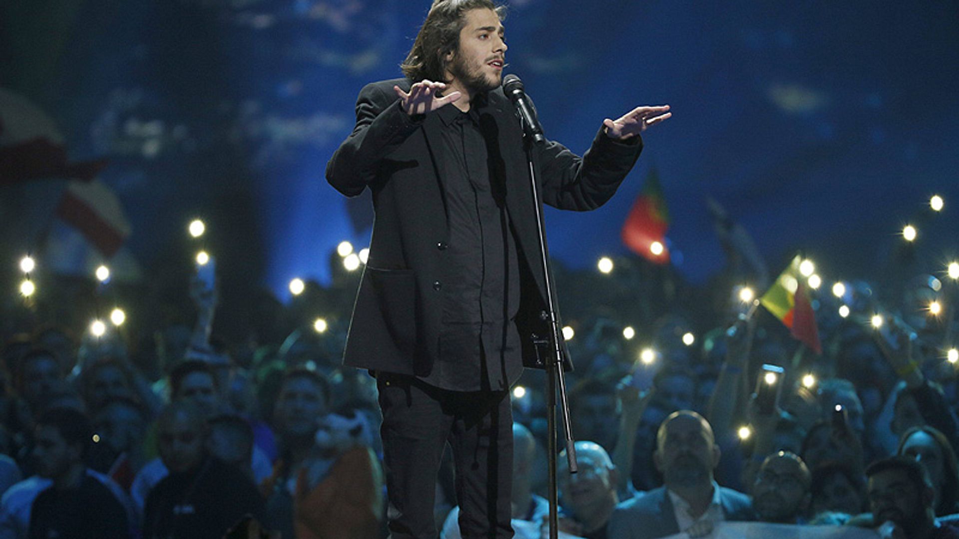 Salvador Sobral, ganador de Eurovisión, anuncia su retirada temporal por problemas de salud