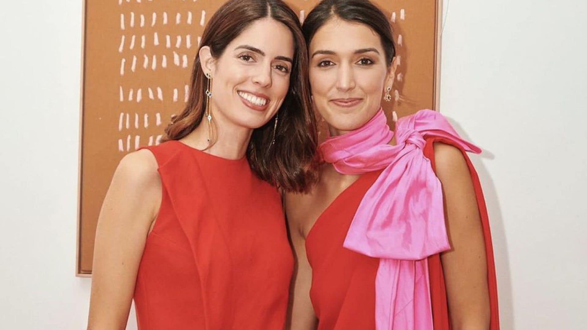 Sofía Palazuelo versiona su vestido español con lazo cuatro años después