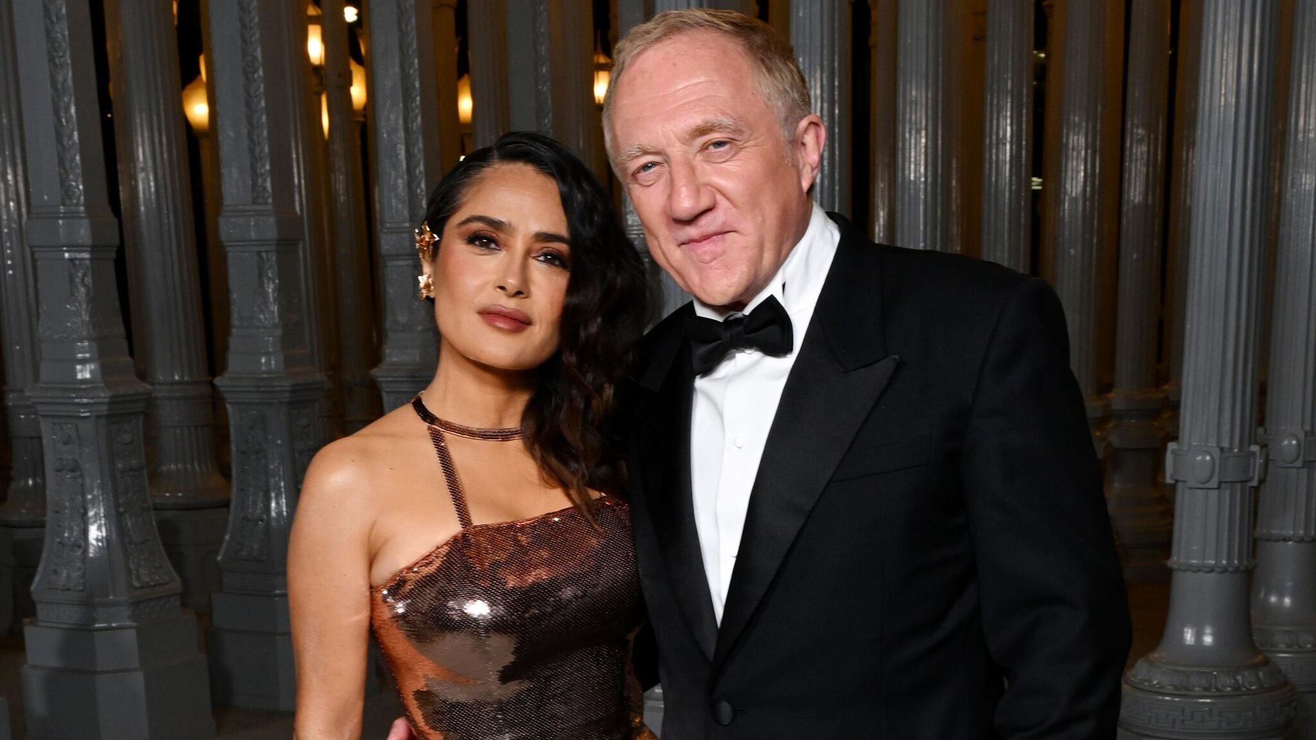Conmovida, Salma Hayek revela fotos inéditas de su boda en Venecia con François-Henri Pinault