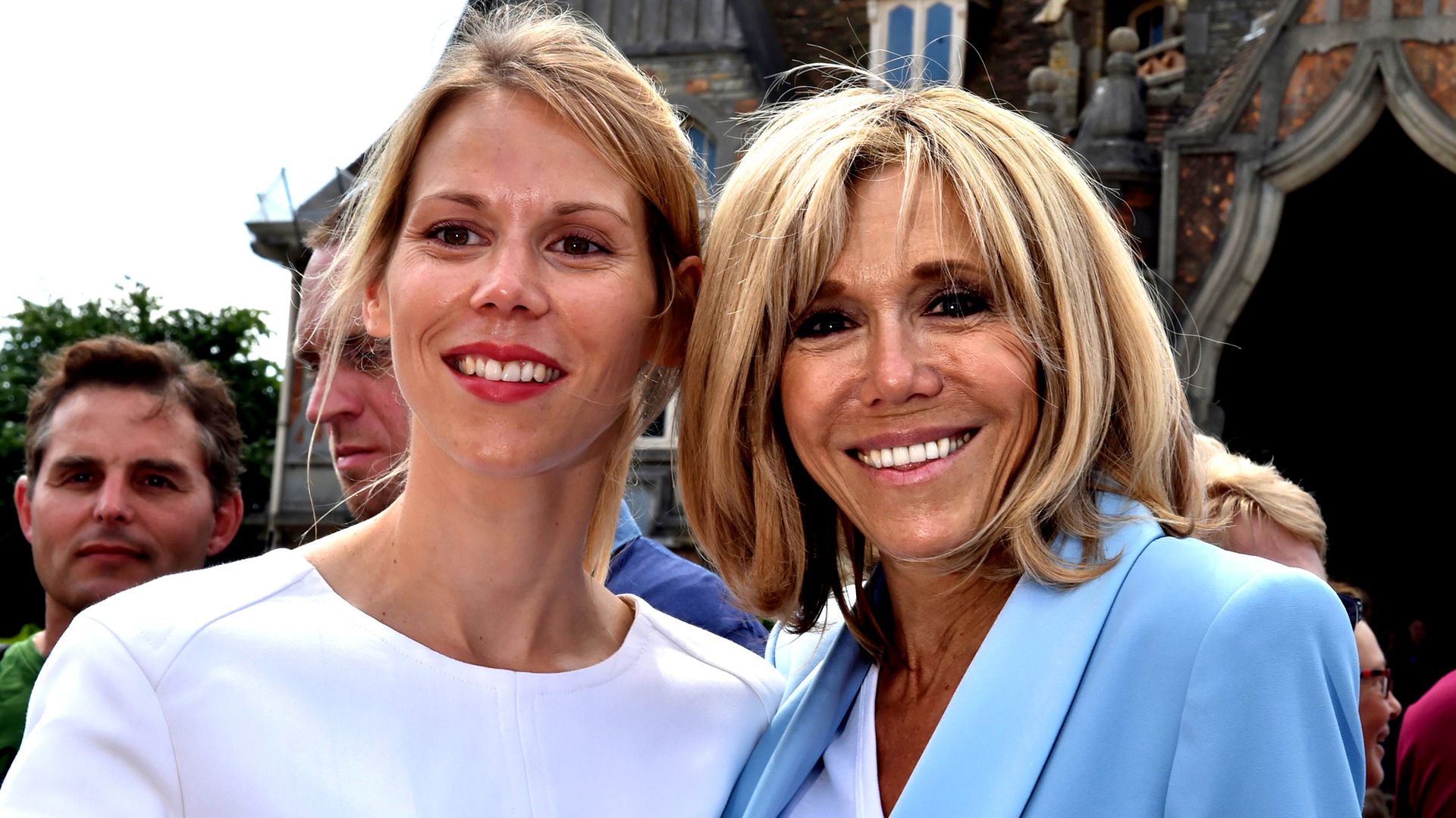 La hija de Brigitte Macron sigue sus pasos e inicia una relación con un estudiante 20 años menor