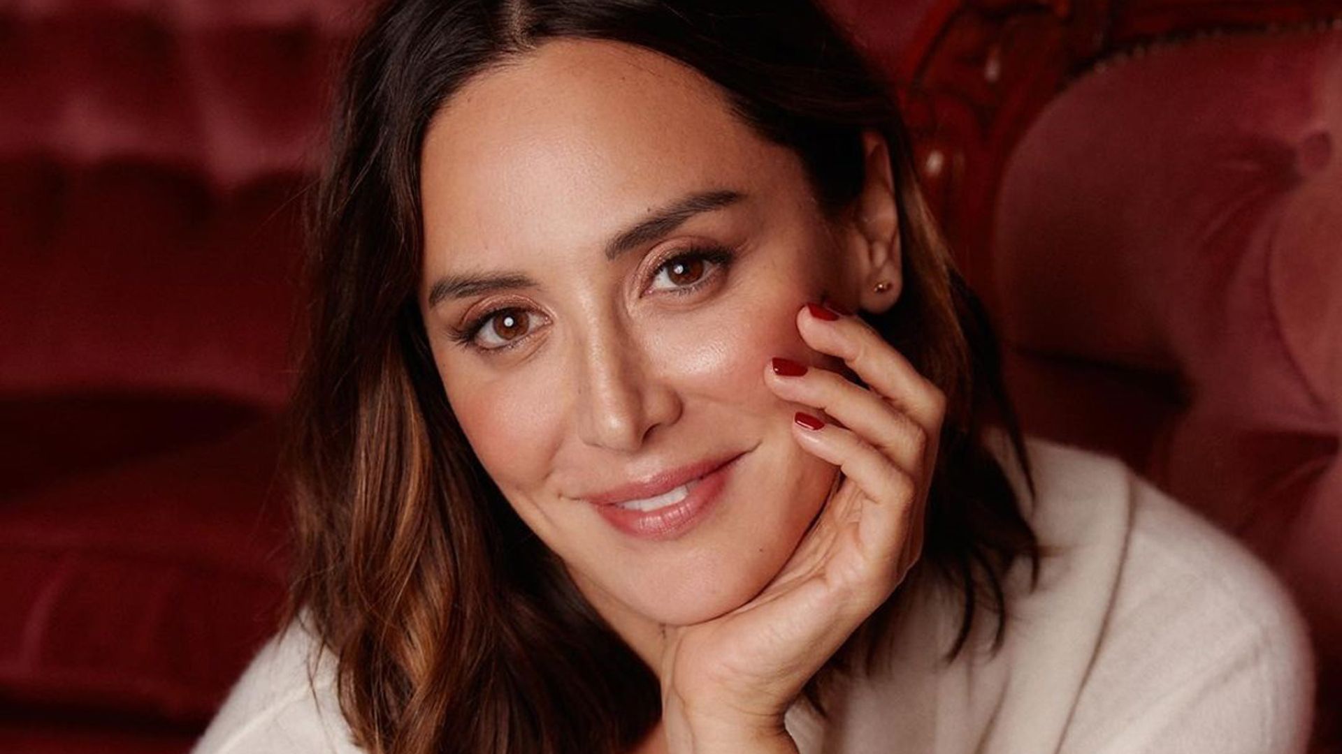 Tamara Falcó se inspira en las nórdicas con el look infalible que llevarás de lunes a domingo
