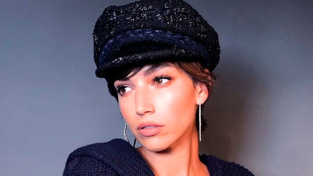 ursula corbero gorra