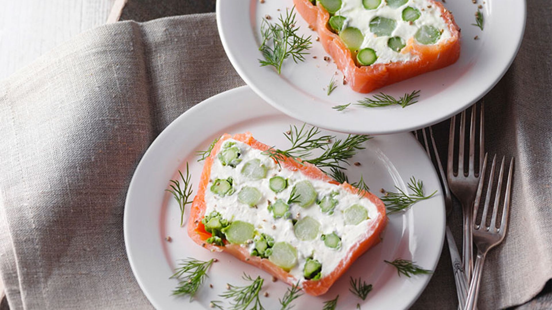 Terrina de salmón y espárragos