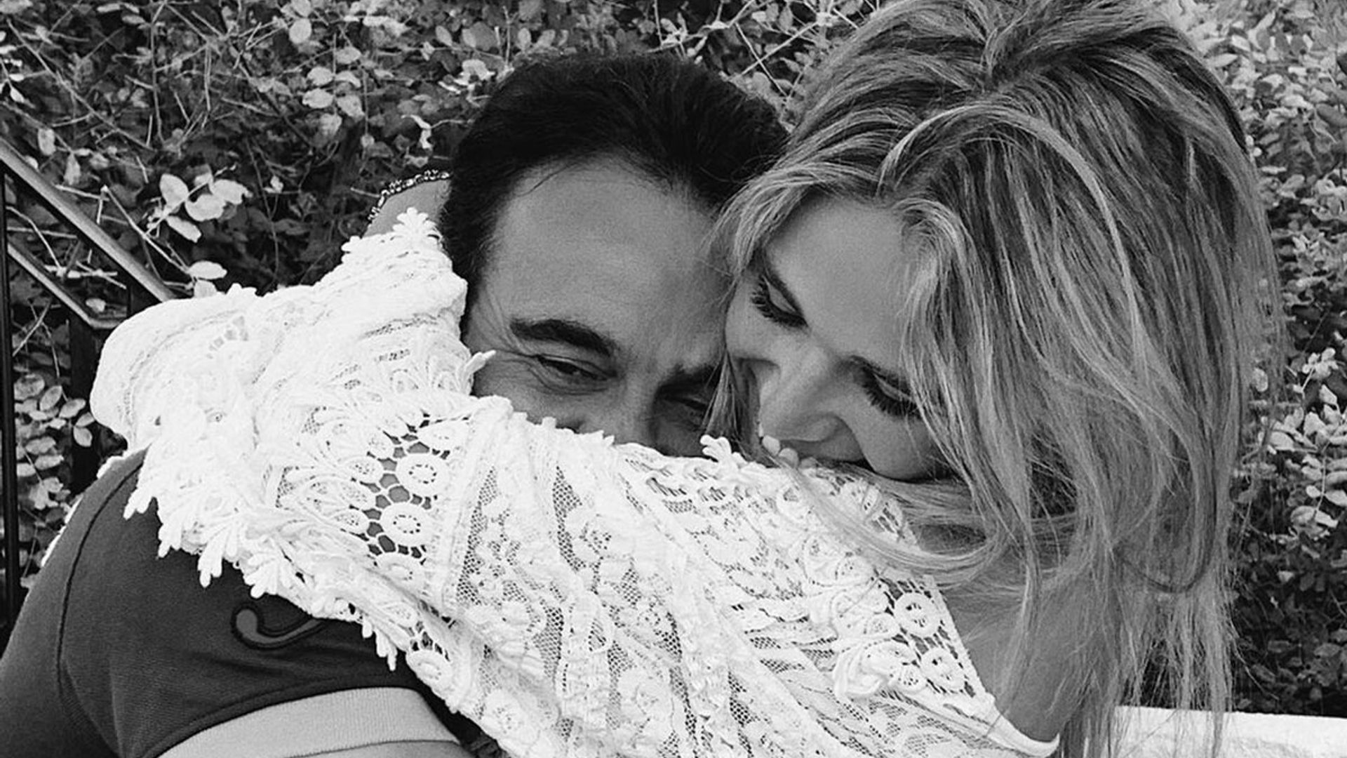 ¿Están esperando un bebé Ana Soria y Enrique Ponce? Tenemos la respuesta