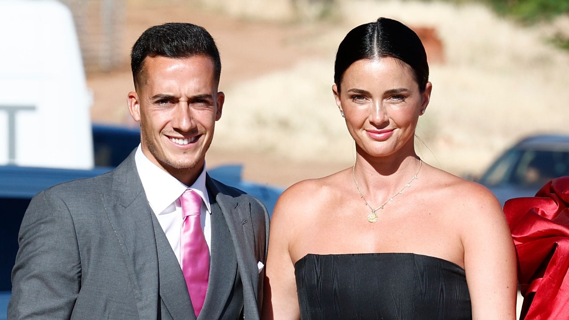 Lucas Vázquez más allá del futbol: de su familia numerosa a su negocio con Ana Peleteiro