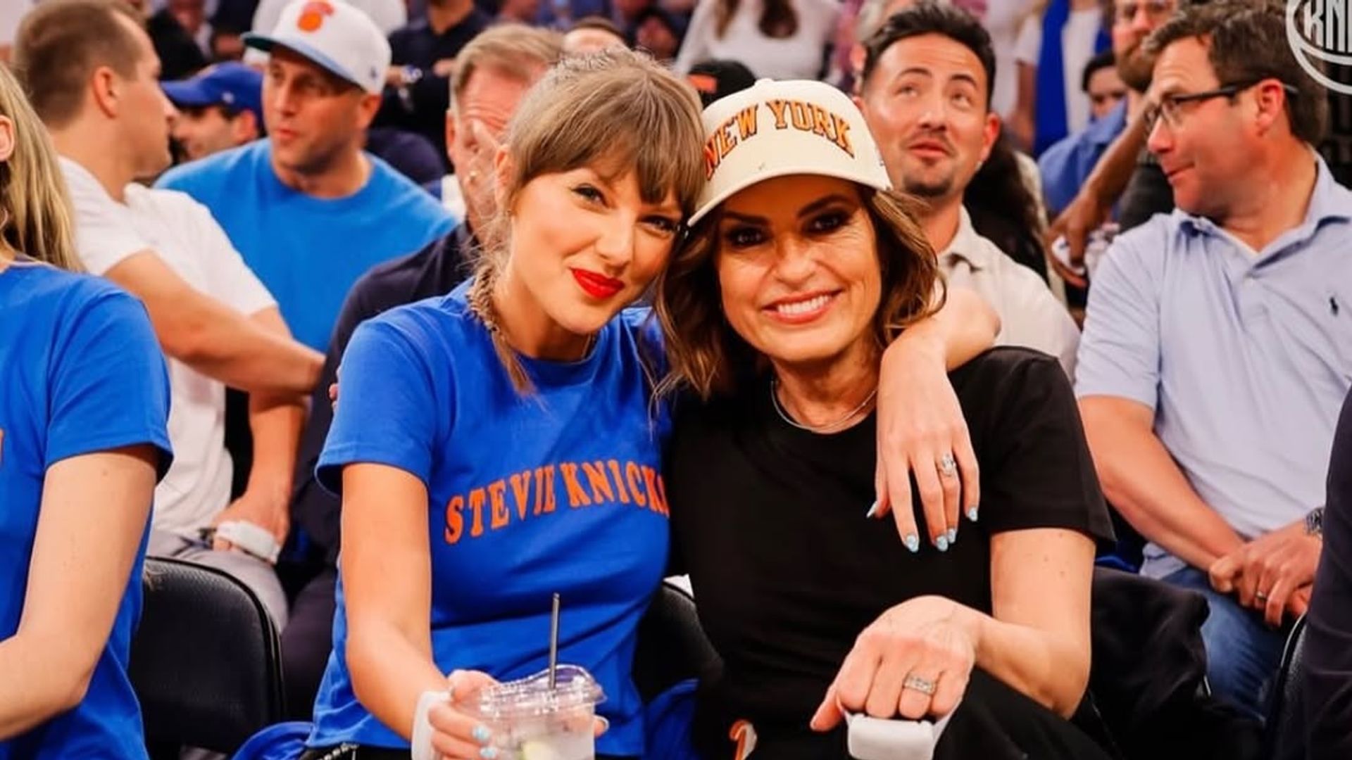 Taylor Swift se hace viral con este baile para celebrar la final de la NBA en Nueva York