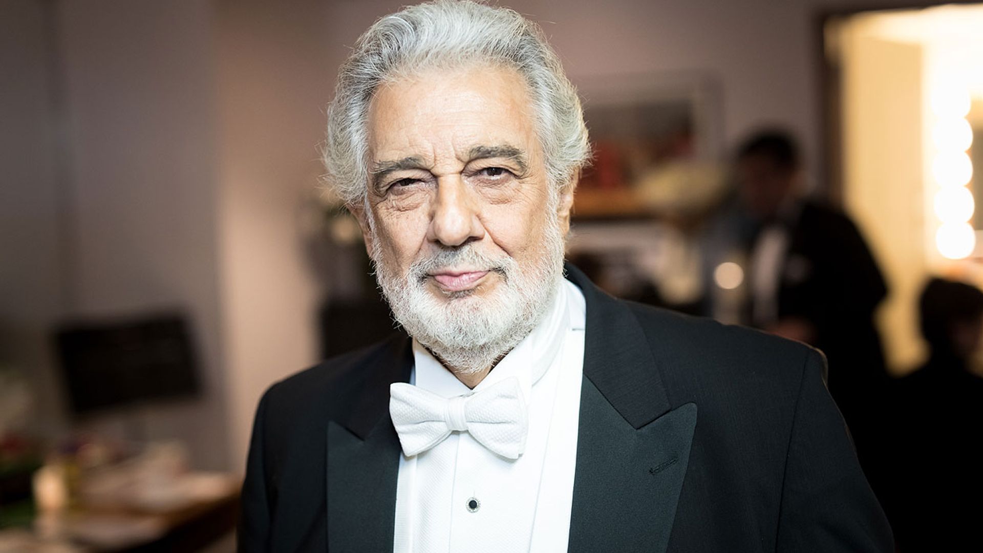 Plácido Domingo dimite de su cargo como director general de la Ópera de Los Ángeles