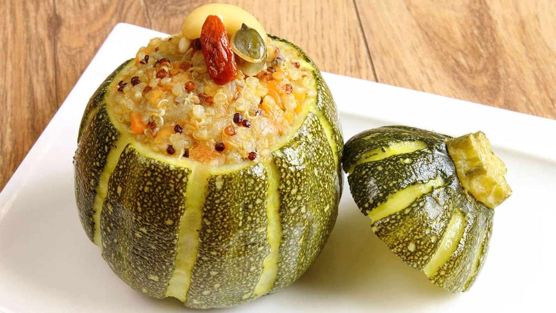 Calabacines rellenos de quinoa