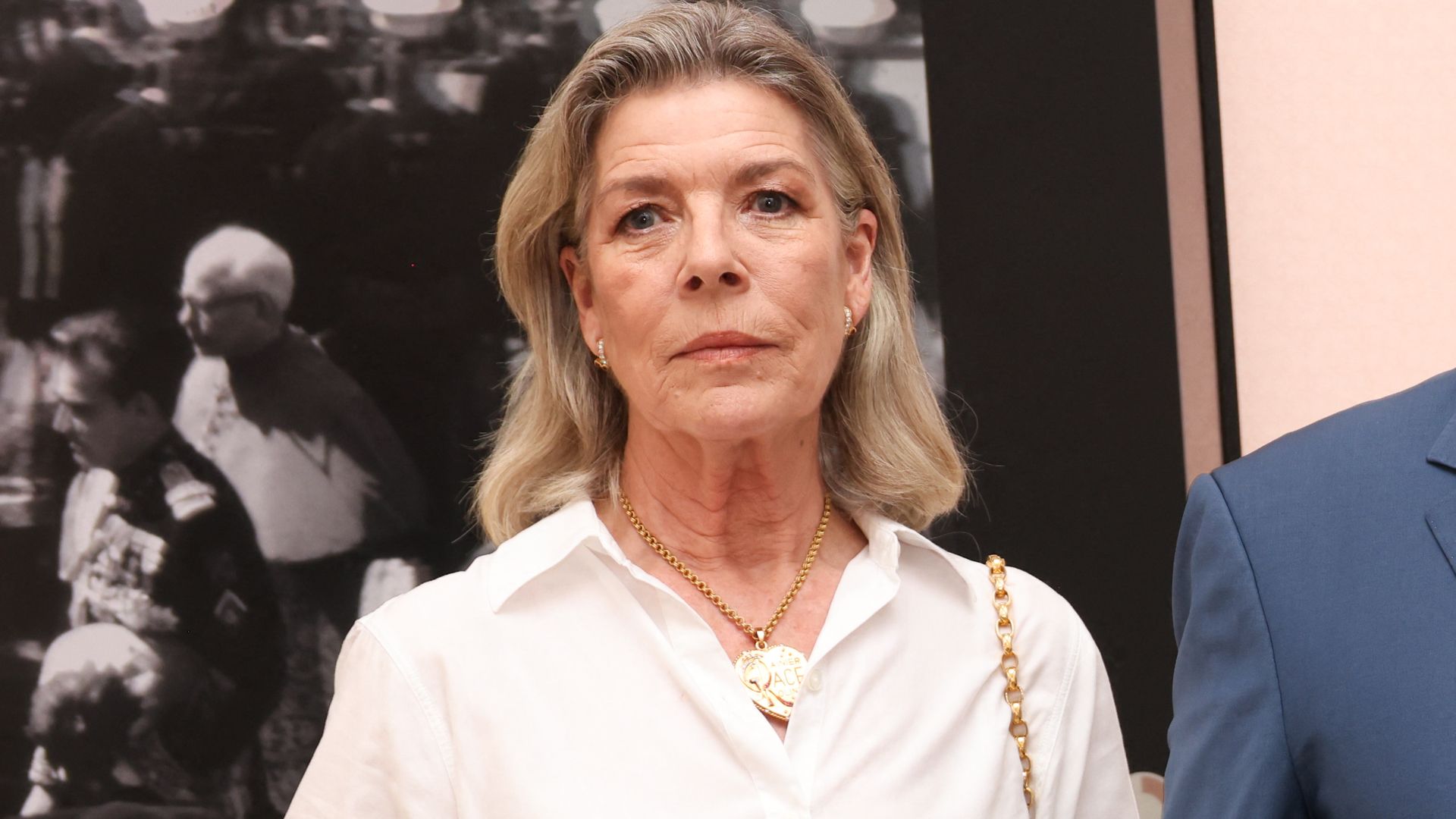 Cuando la elegancia se hereda: Carolina de Mónaco se supera en el último homenaje a Grace Kelly con una falda de flores efecto transparente