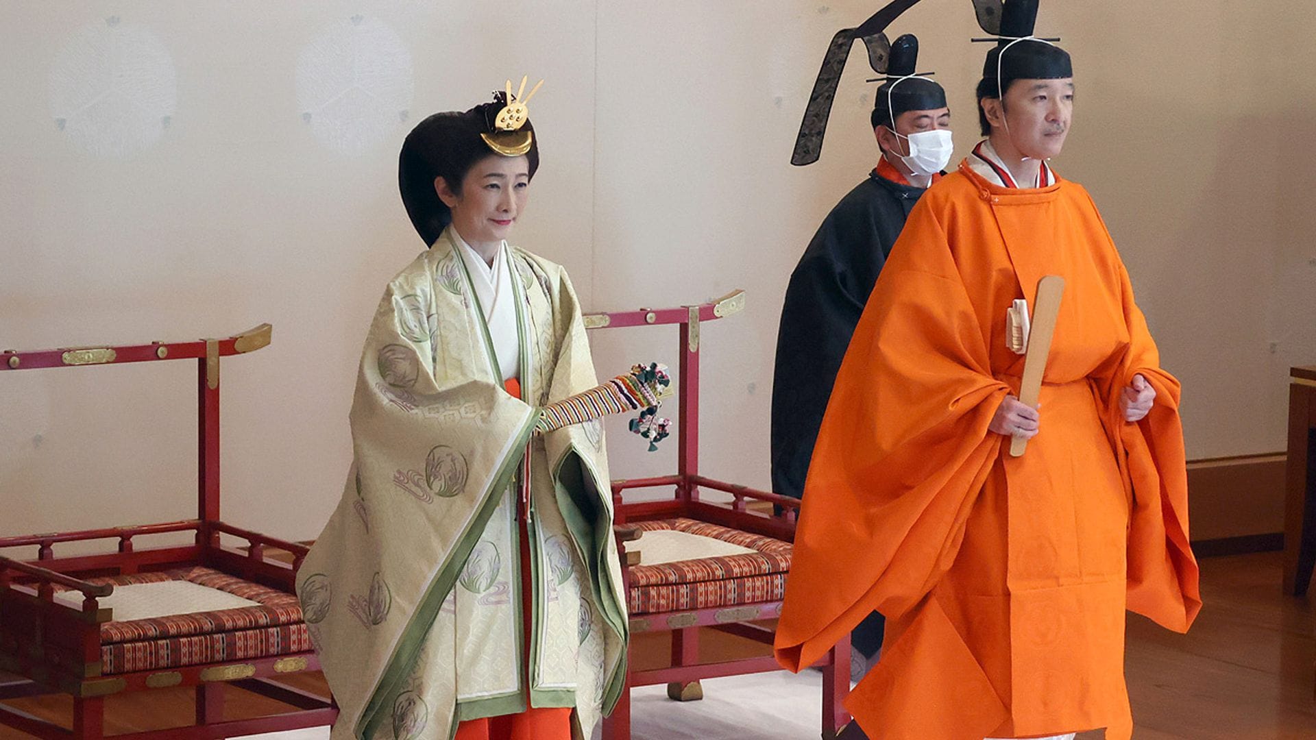 Así ha sido la ancestral (y austera) ceremonia con la que Akishino de Japón ha sido proclamado heredero