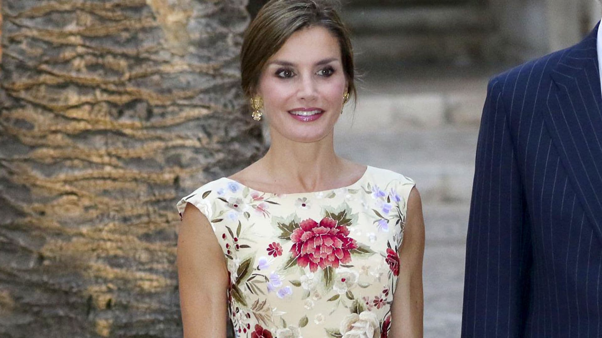Nueve vestidos de flores que doña Letizia nunca ha repetido y nos gustaría volver a ver