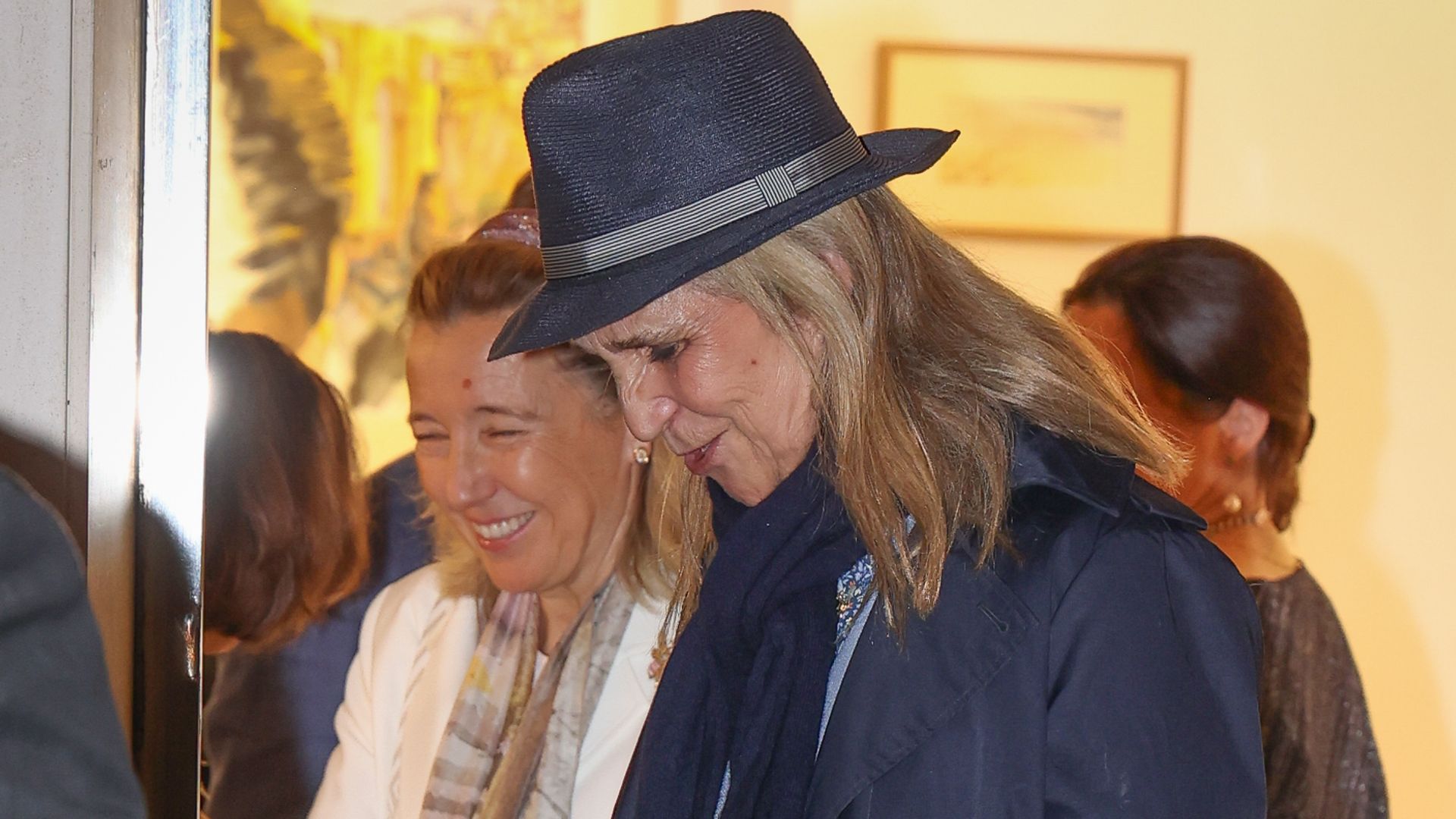 La infanta Elena con Cristina de Borbón- Dos Sicilias
