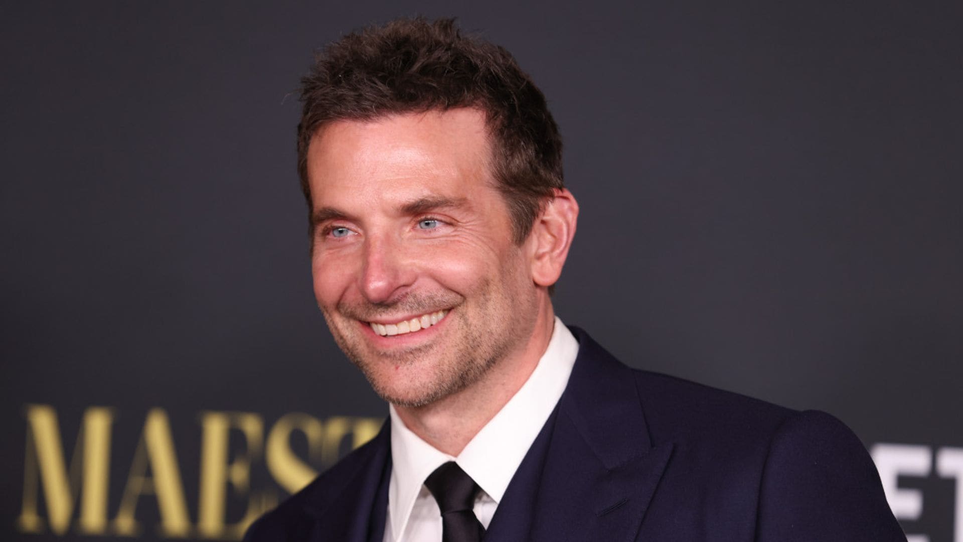 Bradley Cooper confiesa el porqué de 'su odio a las sillas' en el set de rodaje