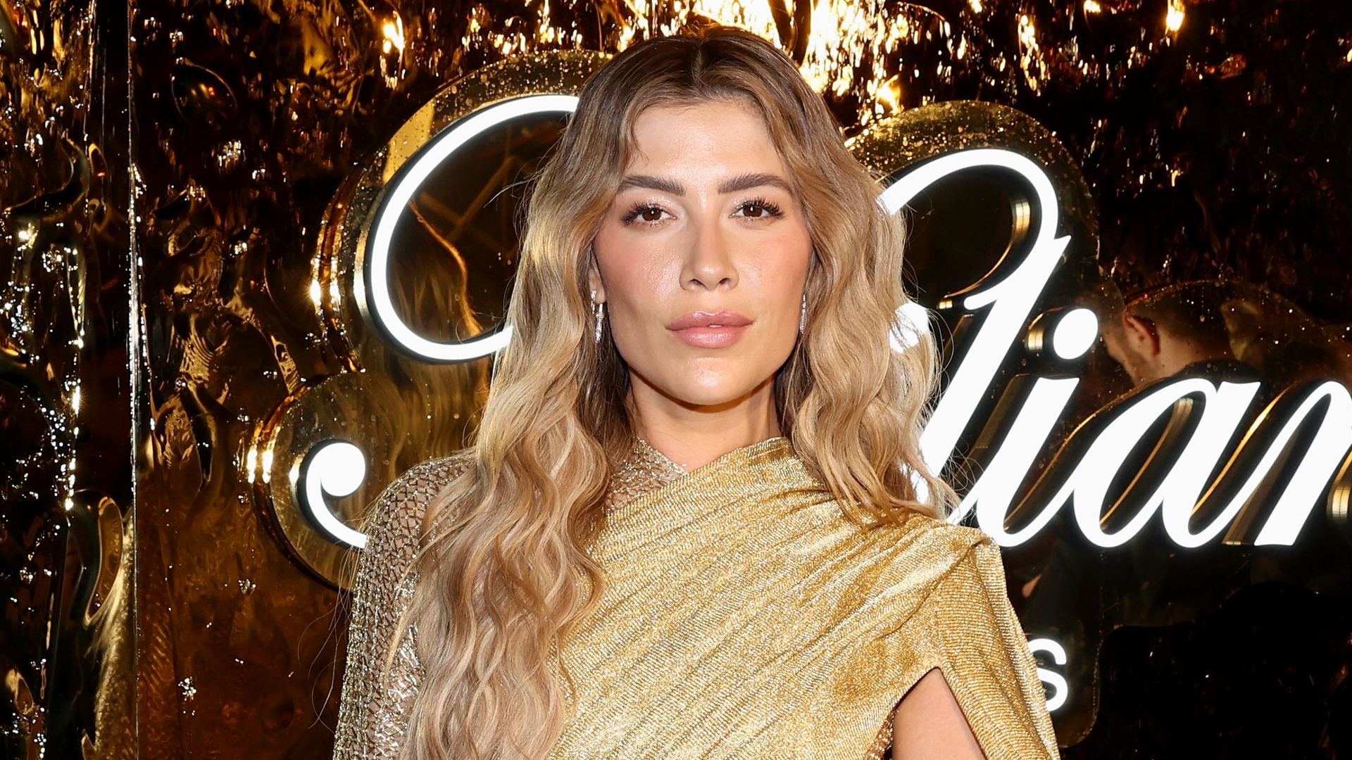 El radical cambio de look de Michelle Salas, ¡adiós rubio!