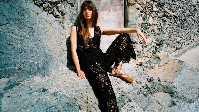 Pantalones semitransparentes Zara