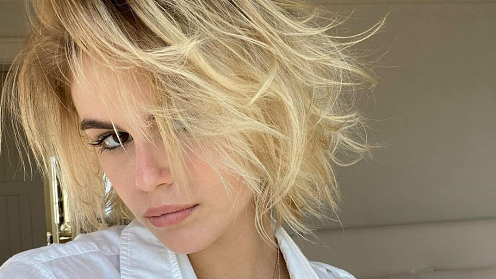 ¿Te apetece probar con el pelo rosa? Kaia Gerber acaba de hacerlo (y sin pasar por la peluquería)