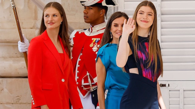 La infanta Sofía, la princesa Leonor y la reina Letizia aniversario proclamación