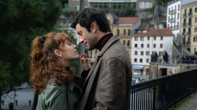 Espionaje, pasión y decisiones límite: así es 'La Frontera', la nueva serie con la que Javier Rey vuelve a TVE