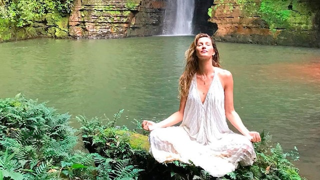 gisele bundchen beber agua