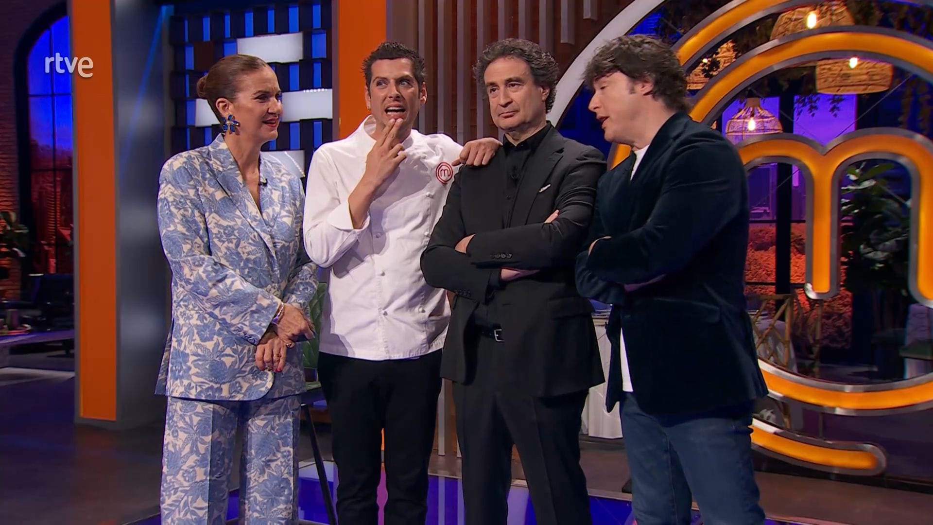 La estrepitosa caída de Eduardo Casanova en MasterChef: 'Esto no lo vayáis a poner'