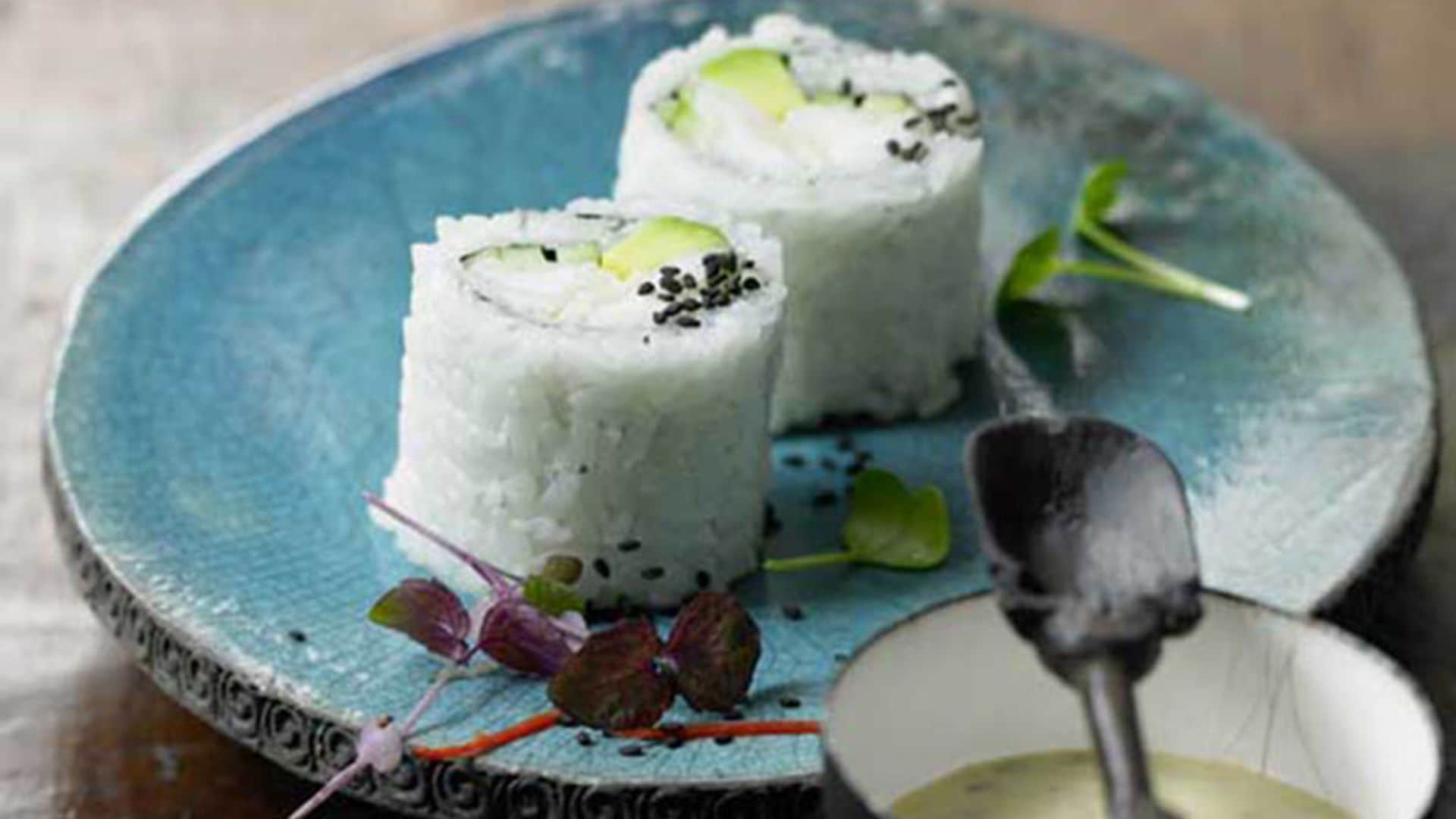Sushi de bacalao con salsa tártara
