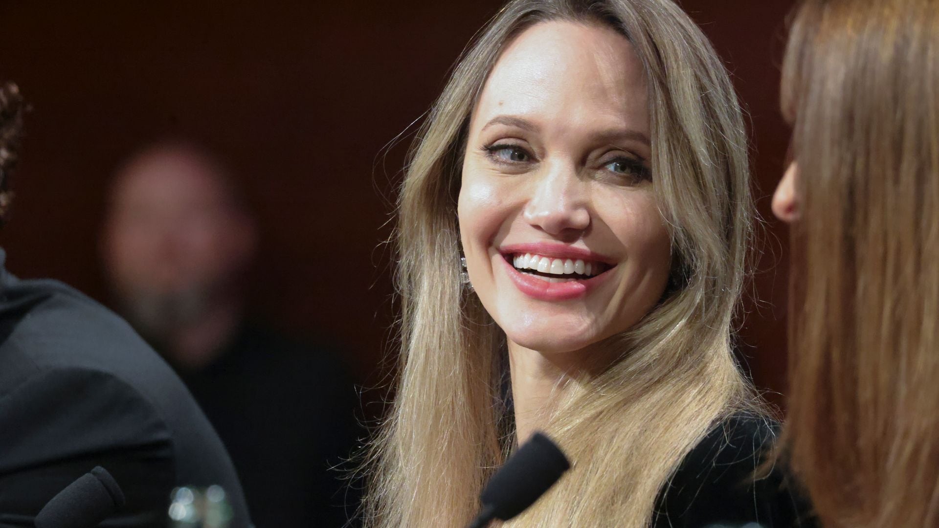 Angelina Jolie, emocionada en el Festival de San Sebastián: "Pienso mucho en mi madre, ojalá hubiera podido batallar el cáncer"